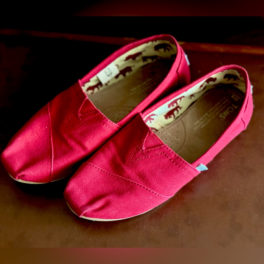 Tom's shoes - 8W